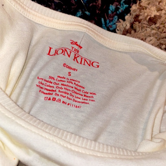 Lion king crop top - Picture 4 of 4
